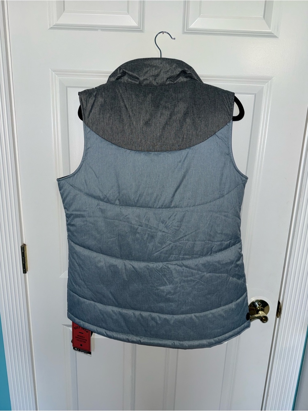 NWT Roxy Snow Puffy Vest - Picture 2 of 7